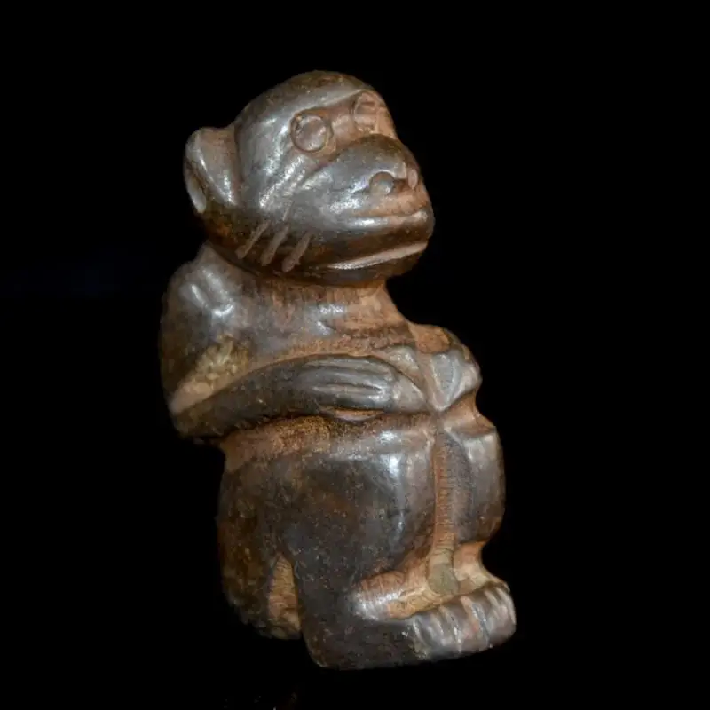 Hongshan Kultūros Senovinių Geležies Meteoritas Ape-Žmogus Beždžionė Primityvus Pakabukas Kilnus Asmuo Raižyti Statula Surinkimo Apdaila