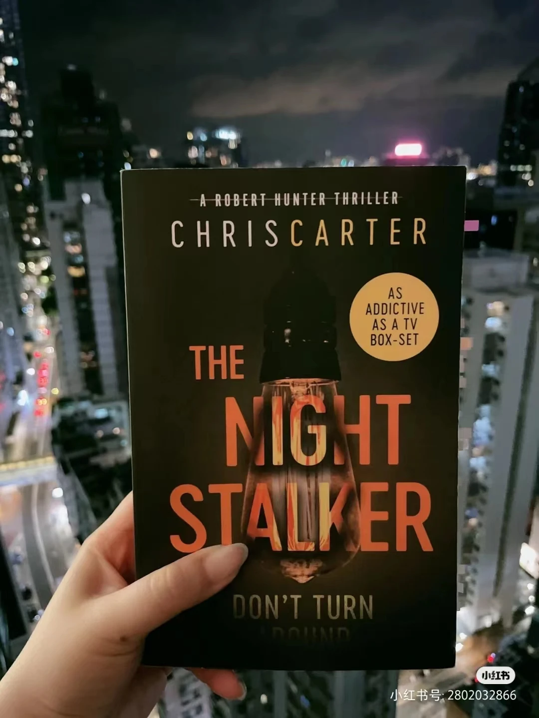Naktį Stalker Chris carter anglų klasikinis romanas, Siaubo paslaptis paslaptis Skaitymo užklasinė skaityti literatūros knygos